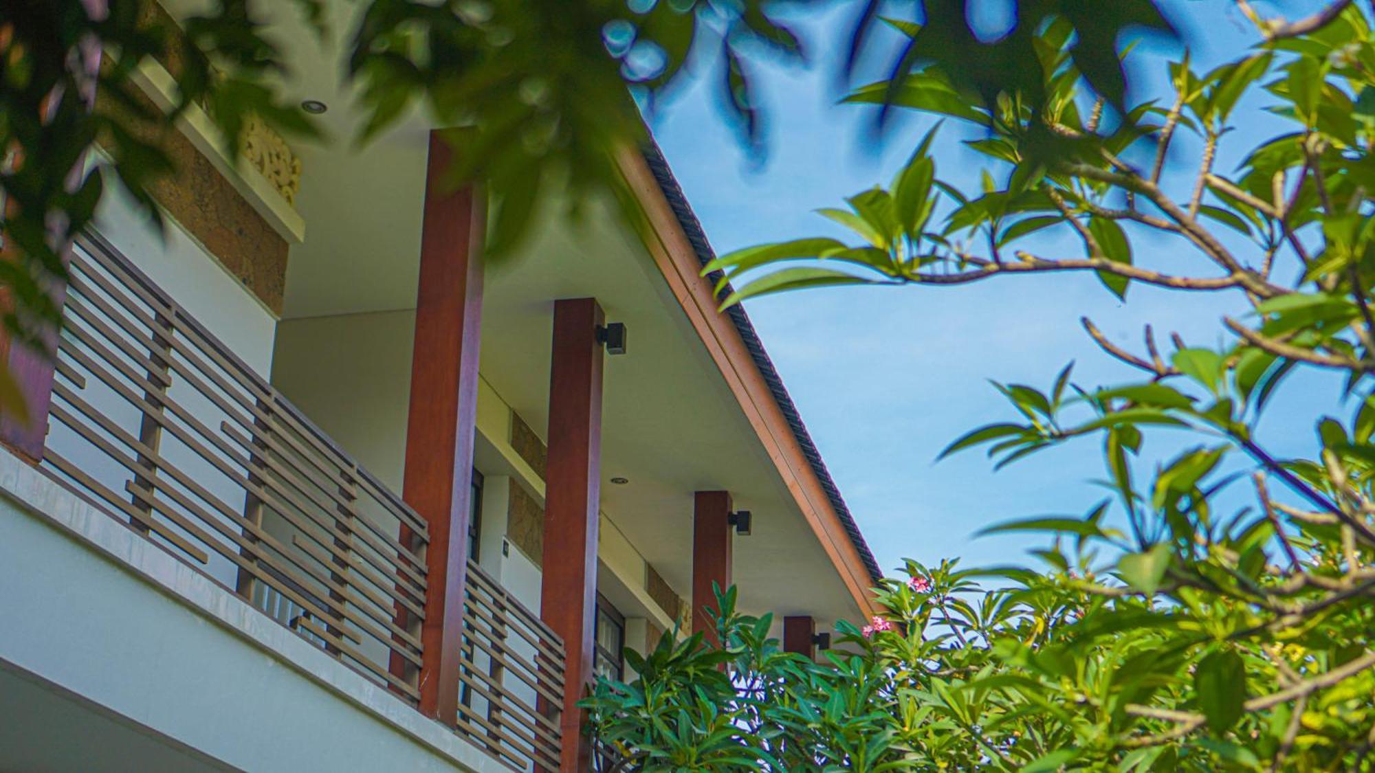 Dirga'S House Sanur View By Eps Hotel Exterior photo