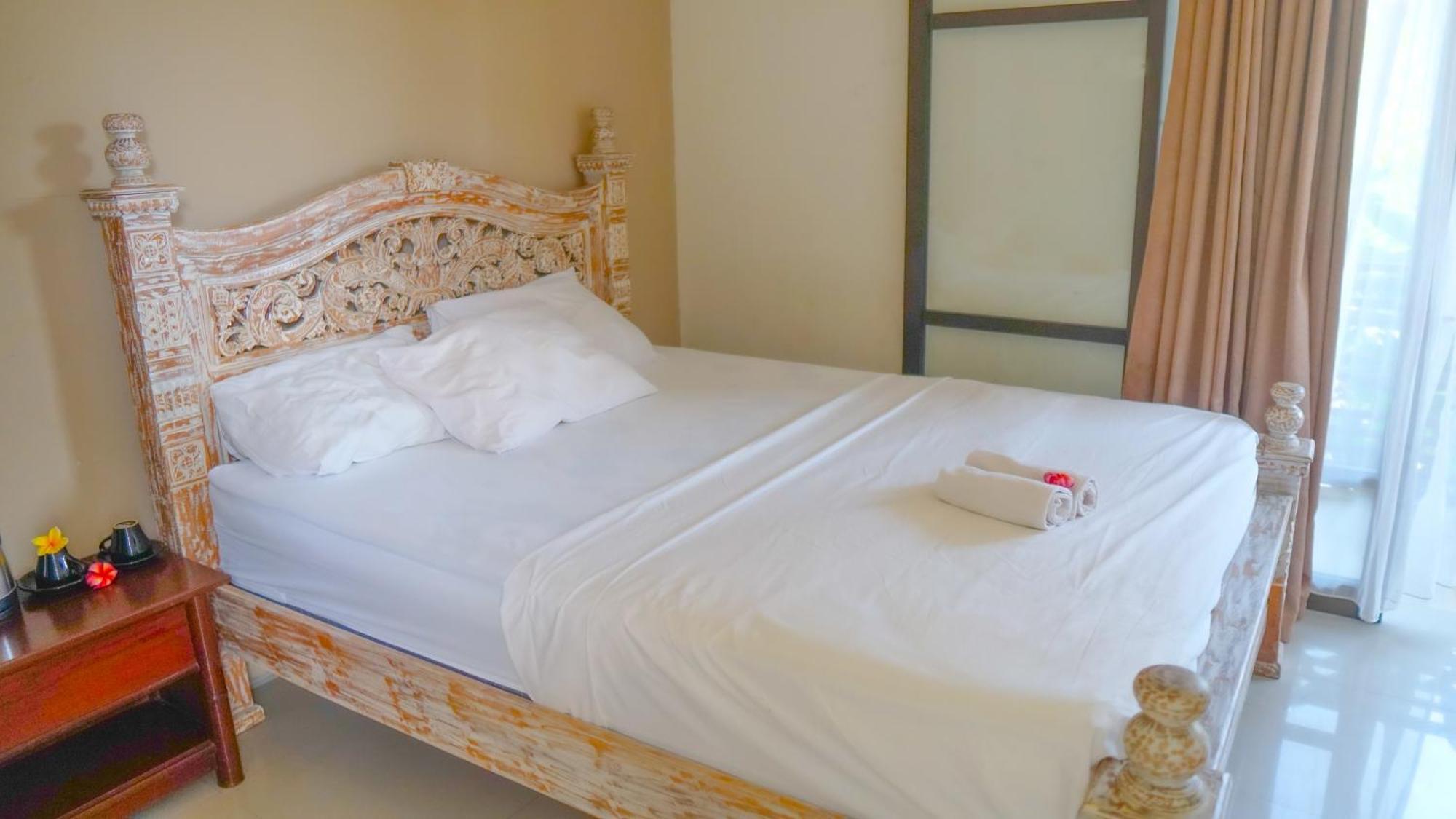 Dirga'S House Sanur View By Eps Hotel Exterior photo